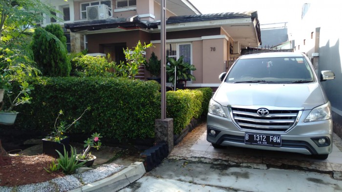 Rumah disewakan di Taman Simpruk Lippo Cikarang 